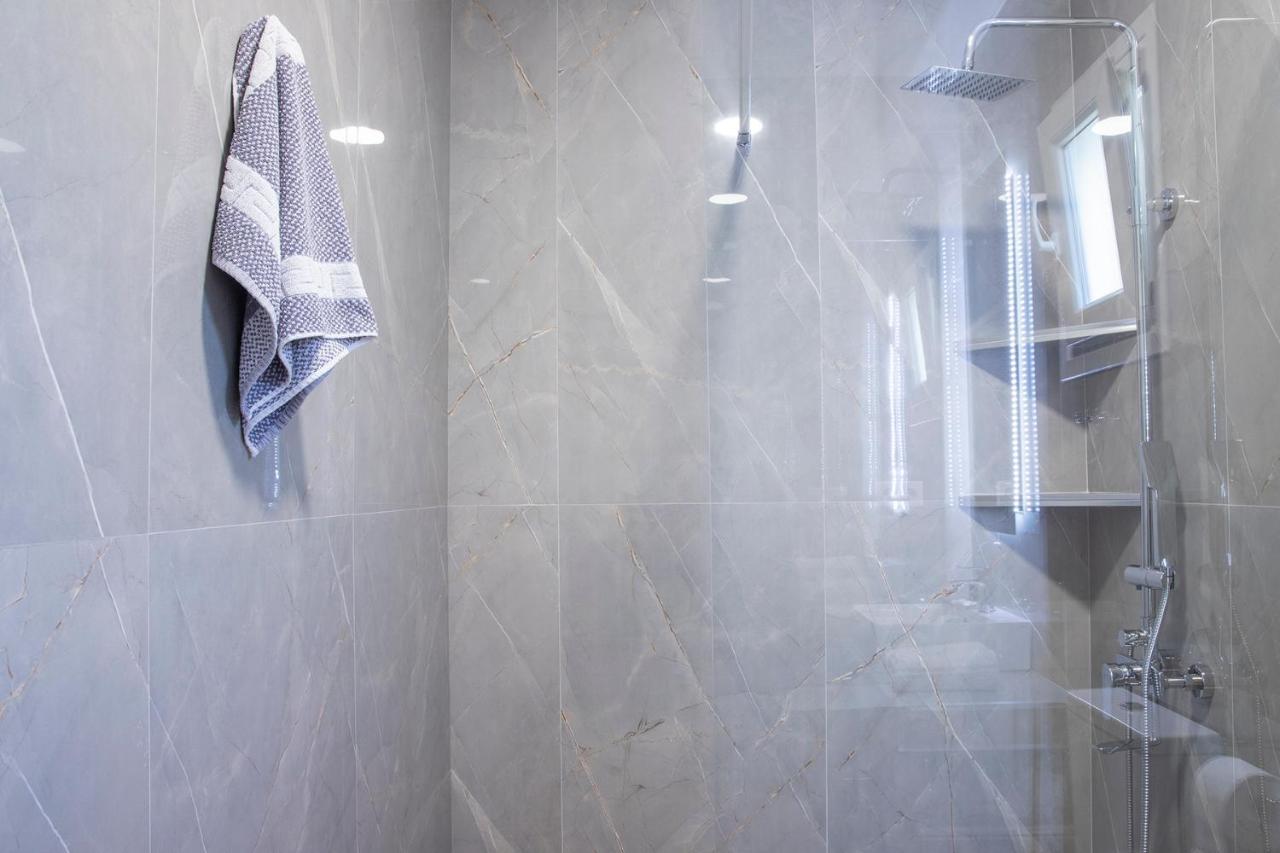 Elena Luxury Living Διαμέρισμα Paralía Skotínis Εξωτερικό φωτογραφία