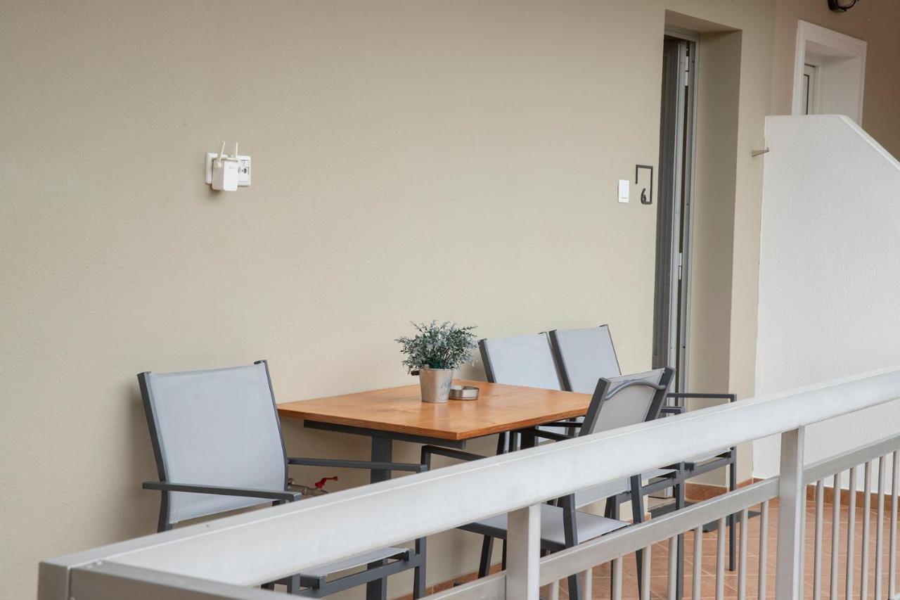 Elena Luxury Living Διαμέρισμα Paralía Skotínis Εξωτερικό φωτογραφία